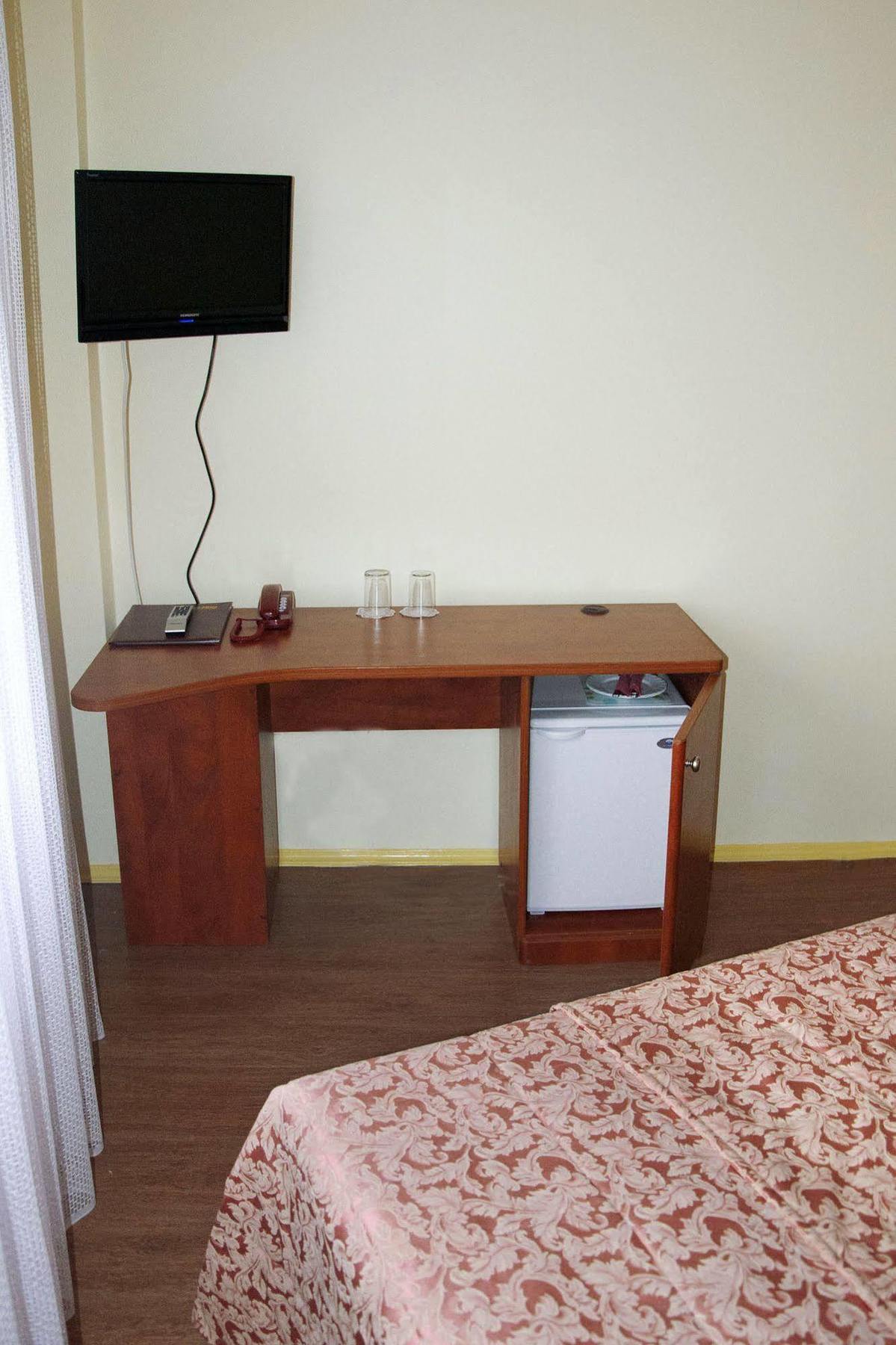 Voyage Hotel Minsk Eksteriør bilde