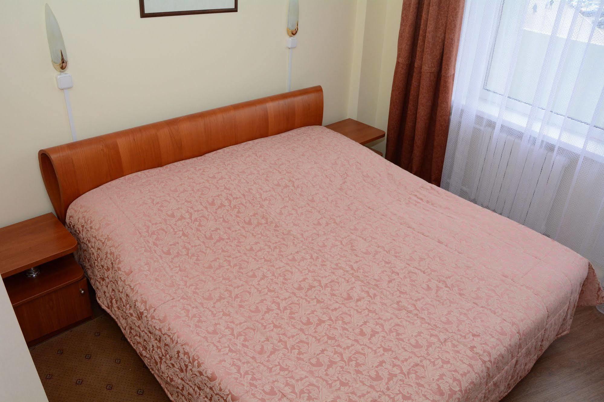 Voyage Hotel Minsk Eksteriør bilde