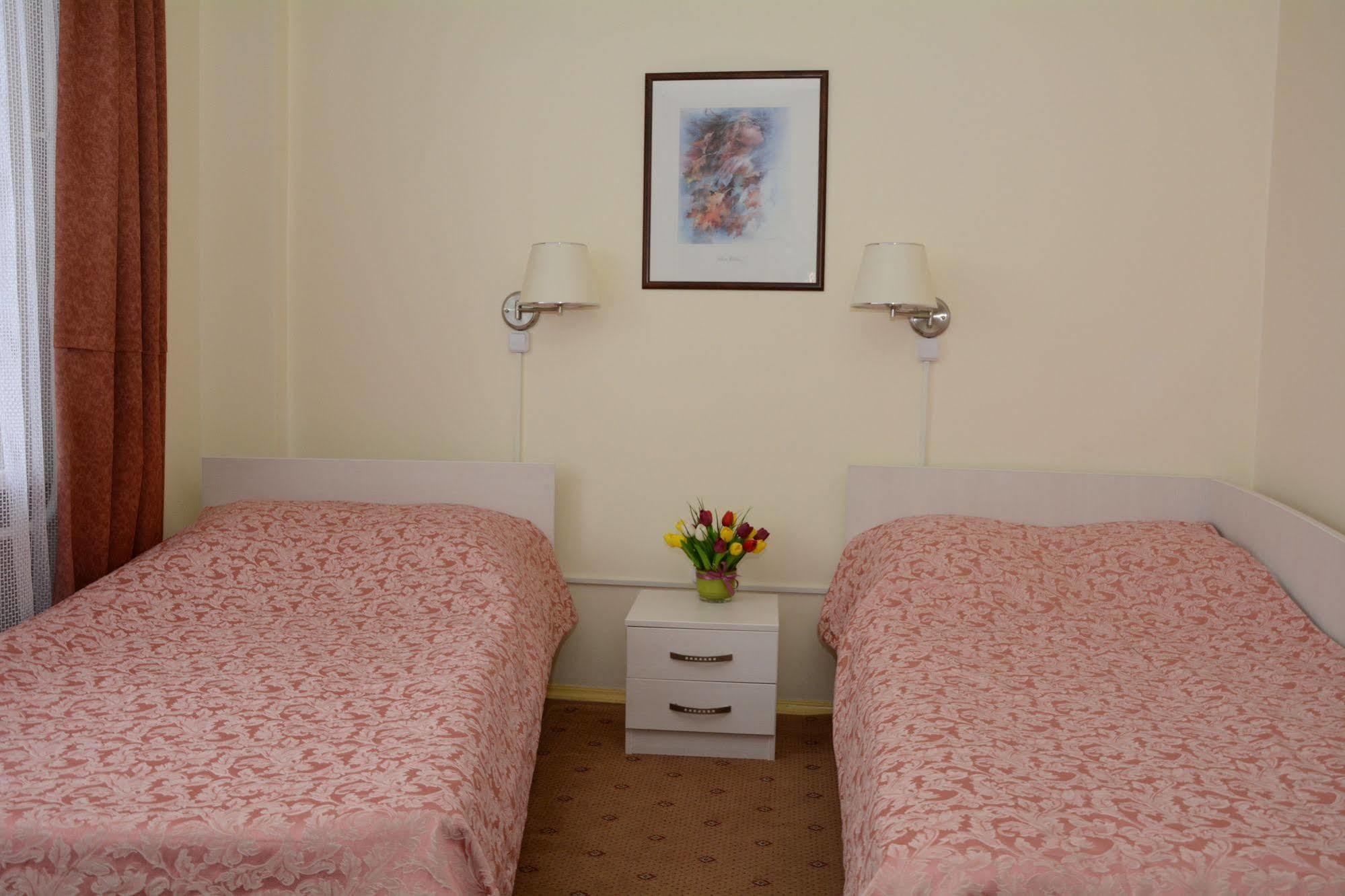 Voyage Hotel Minsk Eksteriør bilde
