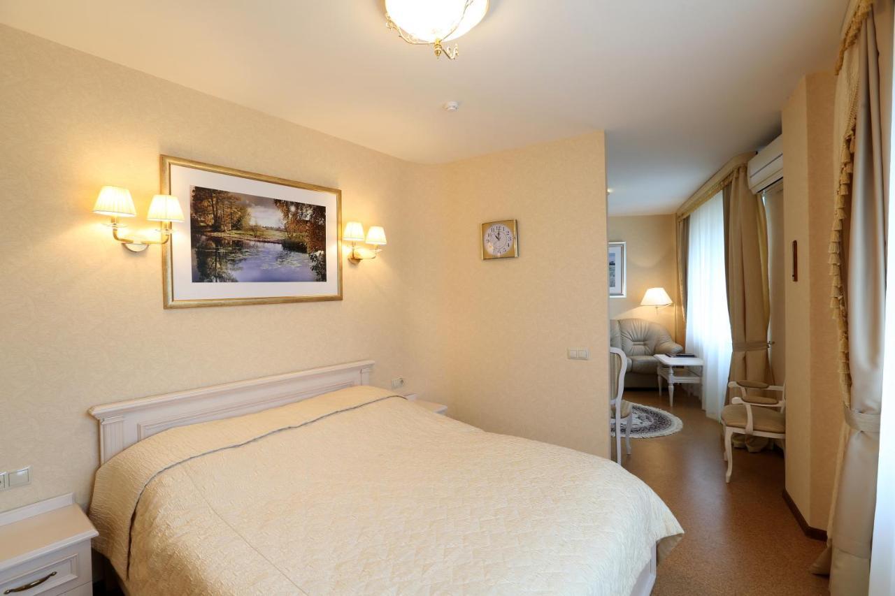 Voyage Hotel Minsk Eksteriør bilde
