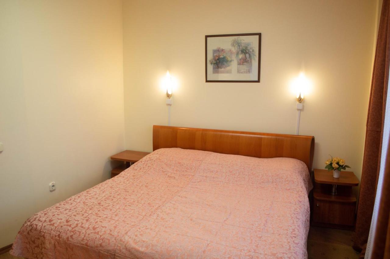 Voyage Hotel Minsk Eksteriør bilde